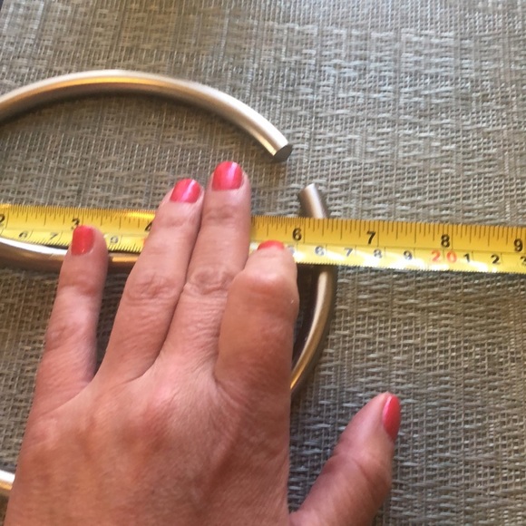 Sassy Silver Metallic Banana Rack - Picture 12 of 12